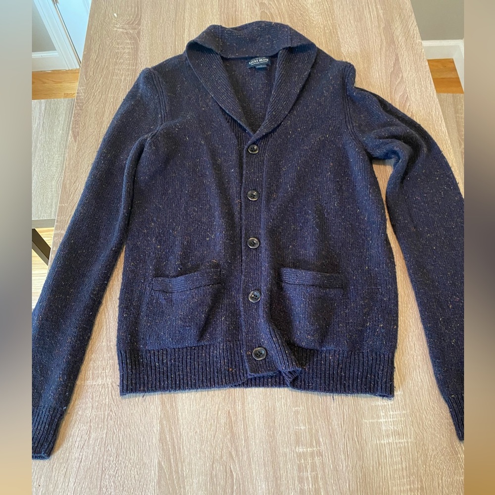 Lucky Brand Men’s cowl neck wool sweater. Size Small.